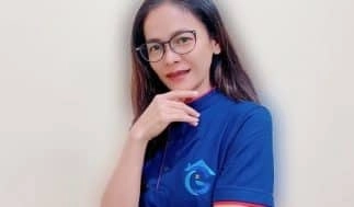 สลักจิตร ดอกโศรก