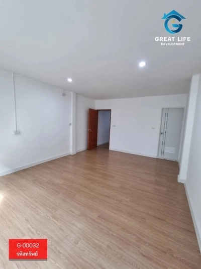 ขายทาวน์เฮาส์ 2 ชั้น หมู่บ้านร่มโพธิ์ ถ.สรรพาวุธ รูปที่ 9