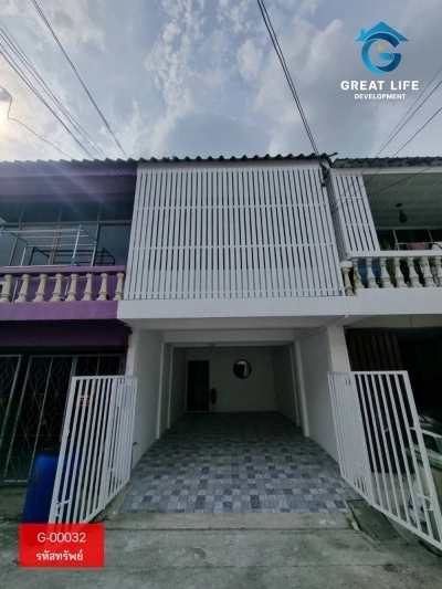 ขายทาวน์เฮาส์ 2 ชั้น หมู่บ้านร่มโพธิ์ ถ.สรรพาวุธ รูปที่ 2