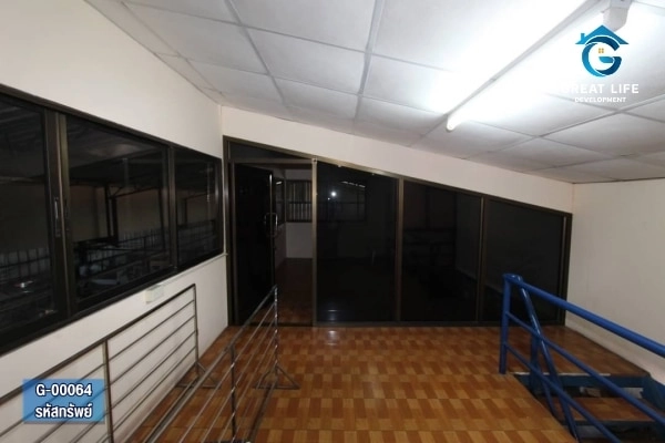 บ้านเดี่ยว 2 ชั้น 2 หลัง ริมถนนสายหลัก ซอย หมู่บ้านศรีเพชรการเคหะ รูปที่ 16