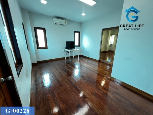 ขายบ้านเดี่ยว 3 ชั้น (หลังมุม) ซ.บางกระดี่ 1 เขตบางขุนเทียน กรุงเทพมหานคร รูปที่ 14